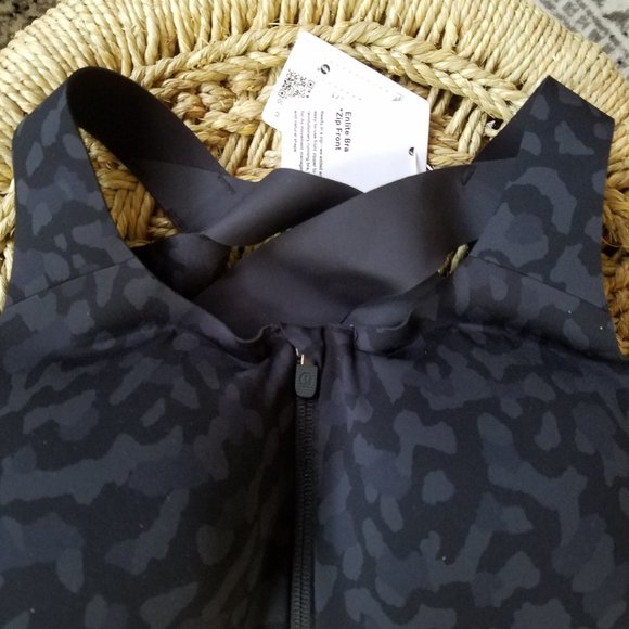 34C 34 C Lululemon Formation Camo Deep camo Enlite - Picture 3 of 6